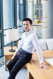 王怡老公,揭秘他的事业与家庭生活