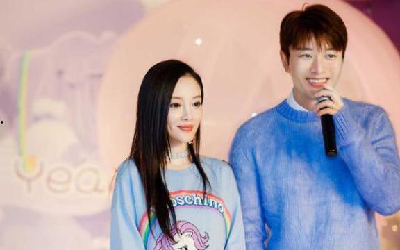 贾乃亮床视频大全图片,揭秘明星私生活背后的真相