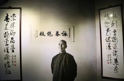 叶问1完整免费观看,宗师传奇，免费重温国术荣耀